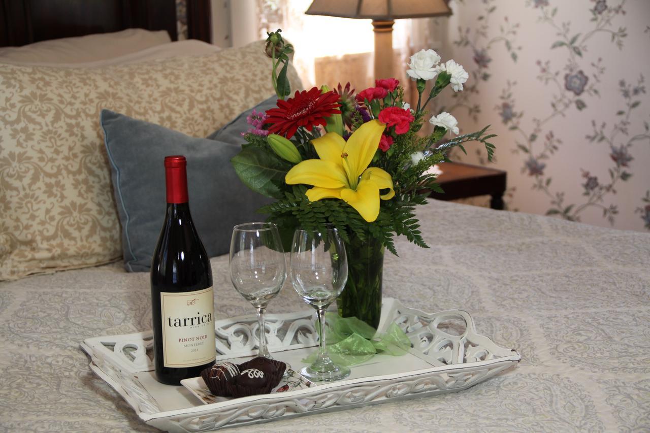 Olallieberry Inn Bed And Breakfast Cambria Buitenkant foto